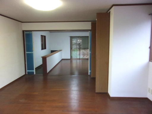 東垂水町字高丸中古戸建のバルコニー|お洗濯にも便利なバルコニー付き