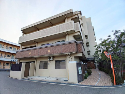 【外観】 | ネバーランド東淀川 | きれいな外観です