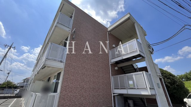 レオパレスルチェンテの外観