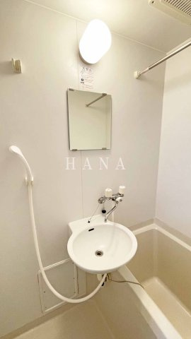 レオパレスルチェンテの浴室