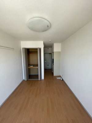 【居間・リビング】 | ハイツナリタ