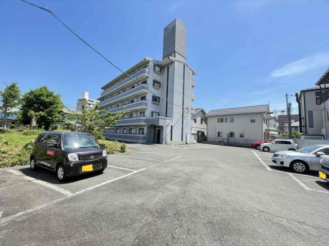 第15正田ビルの駐車場