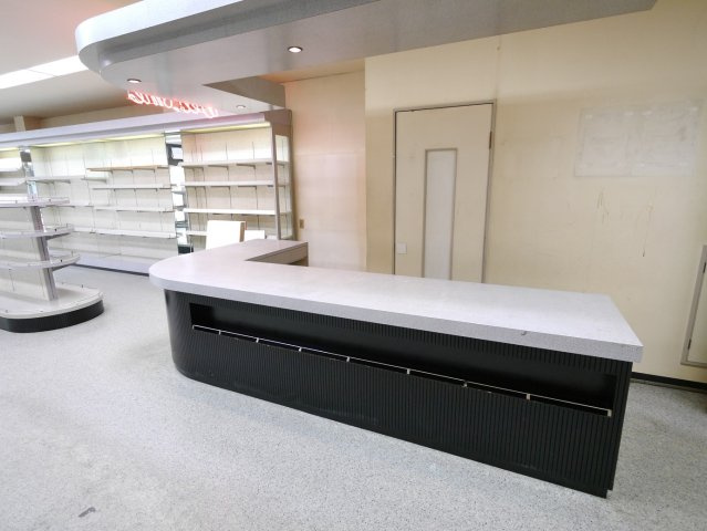 中央町1貸店舗の内装