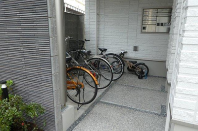 【その他共用部分】 | センテレオグルース | 自転車置き場