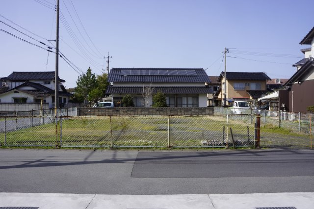 上塩冶町　建築条件無し土地　南西角地　約94坪‼