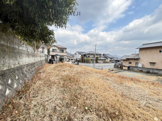 姫路市夢前町菅生澗／売土地の前面道路含む現地写真