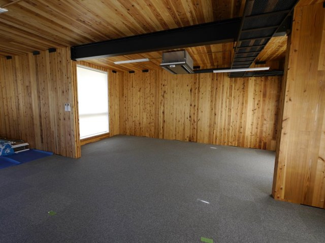 六条院中1貸事務所の内装