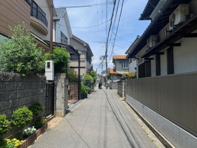 【前面道路含む現地写真】 | 西宮市　小松町２丁目　中古戸建