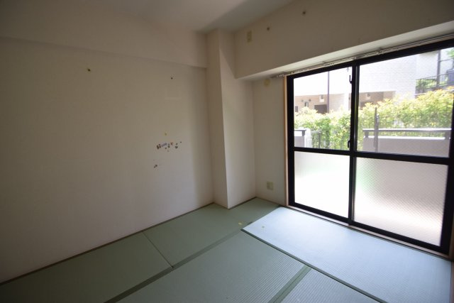 フレラヴィーヌ北本町の和室|和室6帖