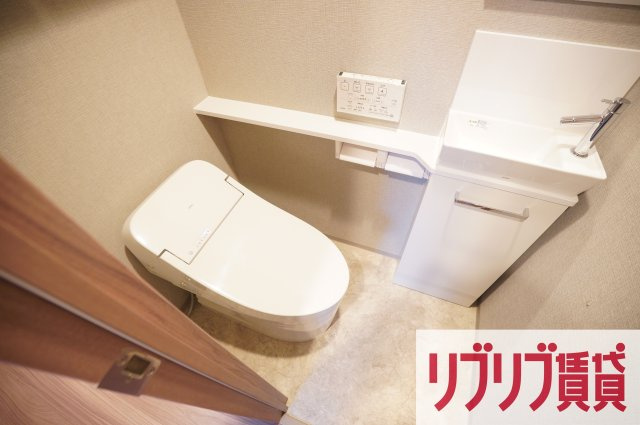 オーパスレジデンス千葉駅前のトイレ