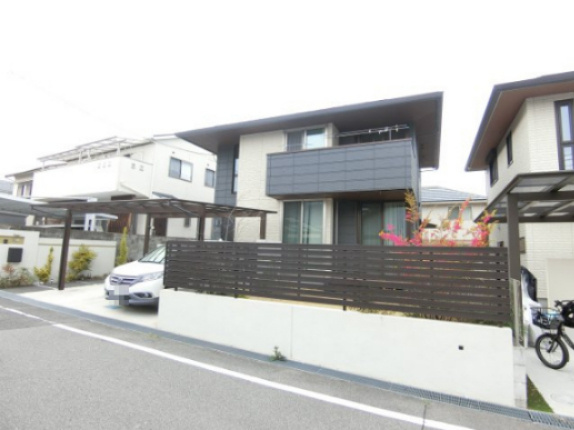 高辺台貸家の外観