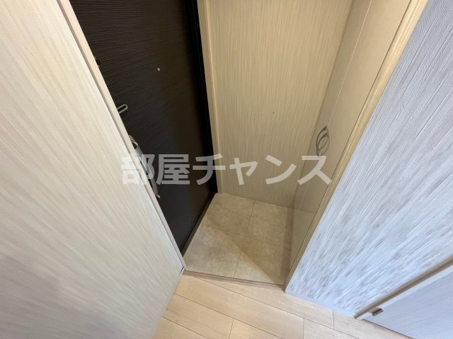 WELL COURT NAKAMURAKOUENの玄関