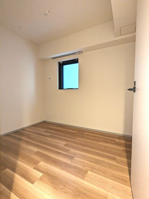 JMFレジデンス蔵前二丁目の設備|4帖サービスルーム、実質の洋室です