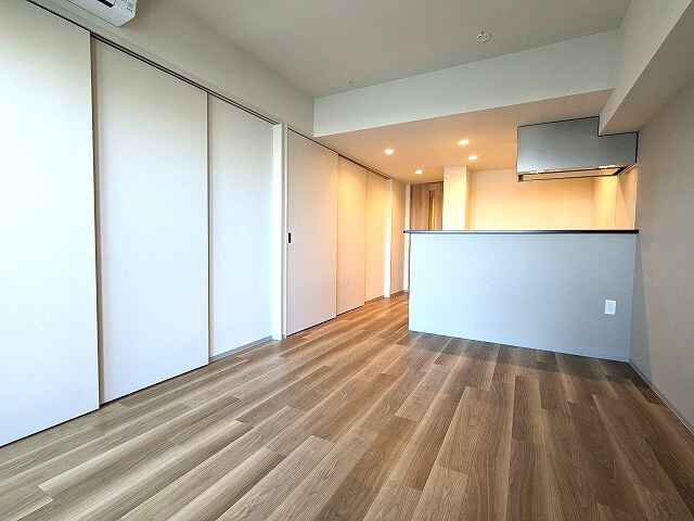 JMFレジデンス蔵前二丁目の設備|隅田川サイド、カウンターキッチン、インターネット無料