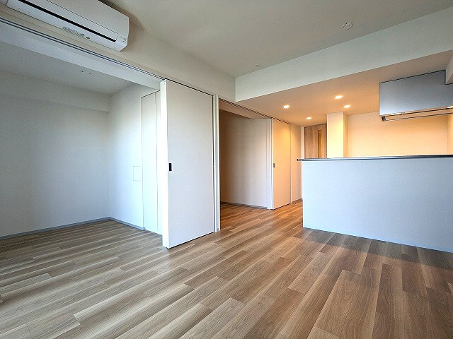 JMFレジデンス蔵前二丁目の設備|隅田川サイド、カウンターキッチン、インターネット無料