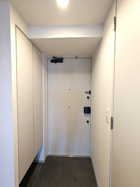 JMFレジデンス蔵前二丁目の設備|ディンプルキー、ダブルロックセキュリティ、人感センサー付玄関ライト