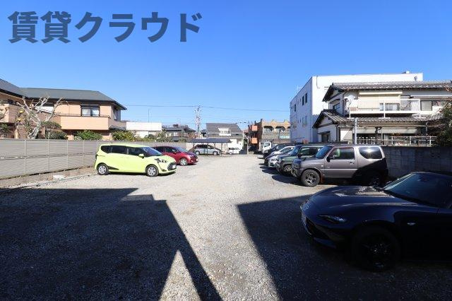 グリーンヒルズの駐車場|駐車場に車を止められます