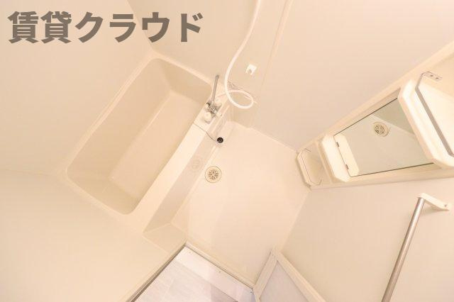 グリーンヒルズの浴室|清潔感のある落ち着いた雰囲気のお風呂♪