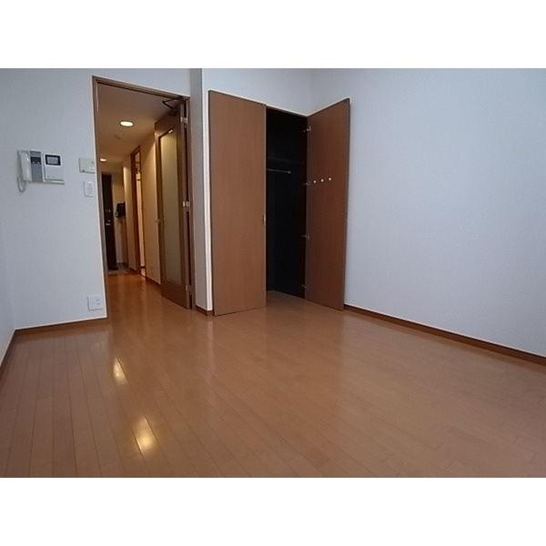 グラン・アベニュー名駅の居間・リビング