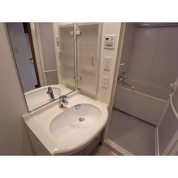 グラン・アベニュー名駅の洗面所