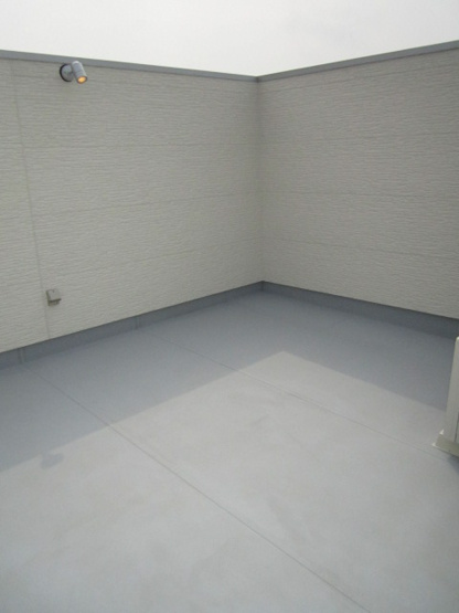 【バルコニー】 | GRANDTIC ROPPONMATSU