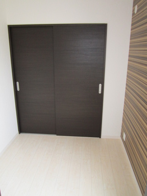 【寝室】 | GRANDTIC ROPPONMATSU