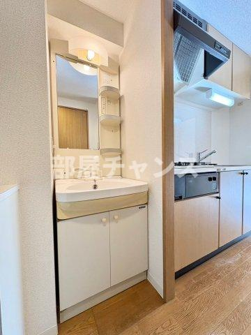 プラーチドの独立洗面台