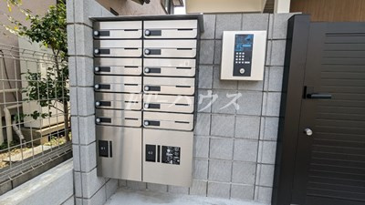 ＭＥＬＤＩＡ新検見川Ⅲのエントランス