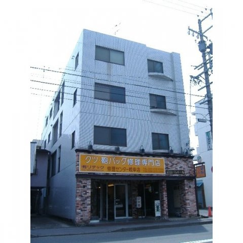 岐阜市白山町２丁目のアパート