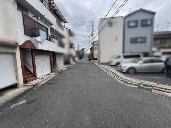 【前面道路含む現地写真】