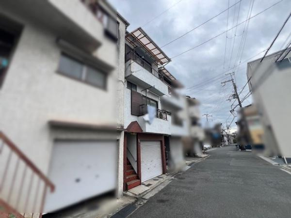 【前面道路含む現地写真】