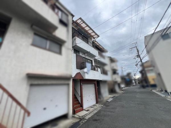 【前面道路含む現地写真】