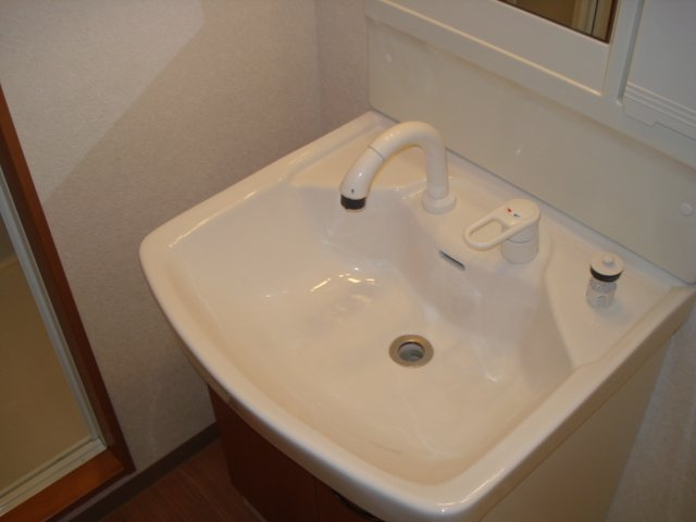 エル・シャトーの洗面所|洗面台