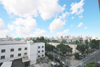 【展望】 | 旭コーポC棟 | 7階部分南向きにつき、採光・眺望良好！