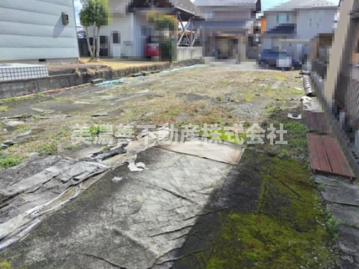 ６２８９４　各務原市蘇原寺島町土地の外観