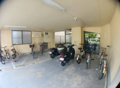 【その他共用部分】 | 東邦ハイツ | 備え付けの駐輪場です