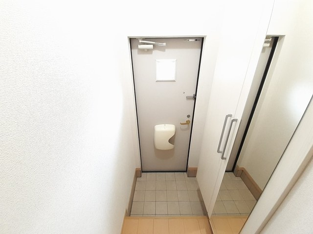 アンジュ・ソレイユＢの玄関|玄関