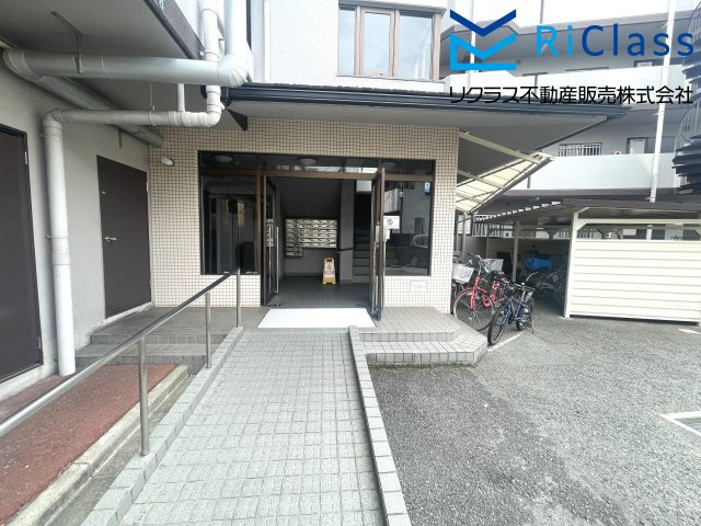 エクセル北青木のエントランス|清潔なエントランスです