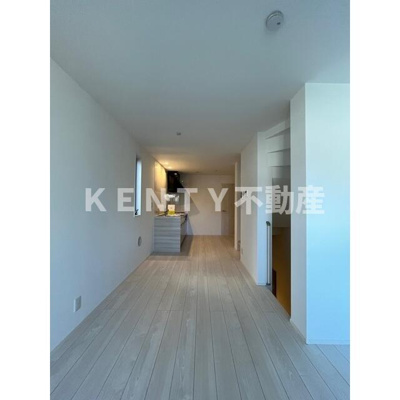 【居間・リビング】 | Ｋｏｌｅｔ浜川崎＃０６ | リビングです