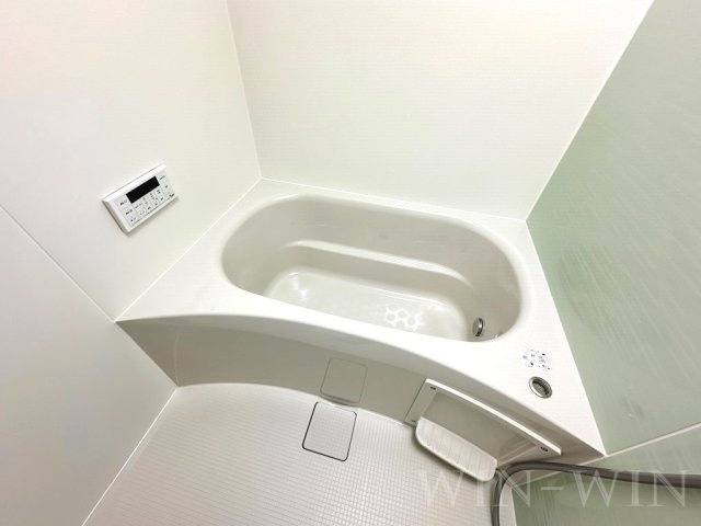 コンテ吉川の浴室