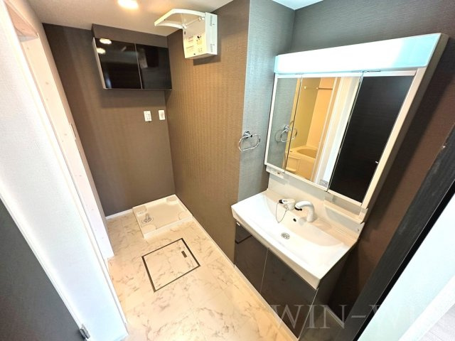 コンテ吉川の独立洗面台