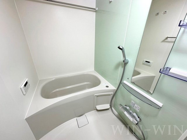 コンテ吉川の浴室