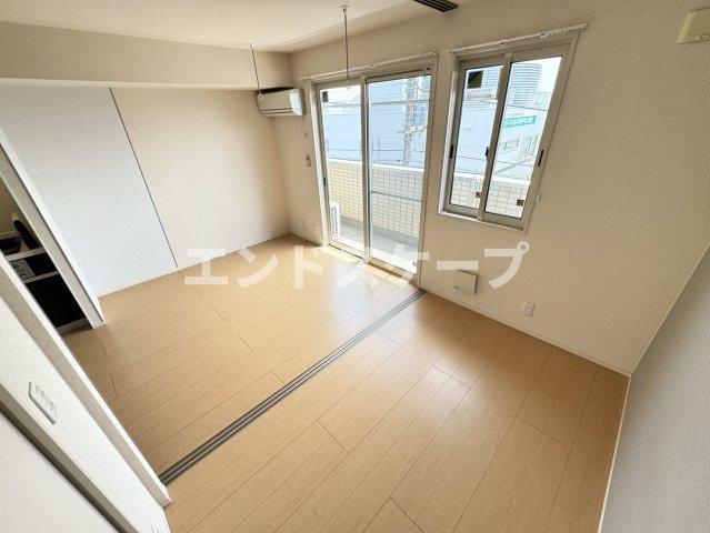 ヴィラリーリエの居間・リビング|高崎、前橋、伊勢崎エリアのお部屋探しはエンドスケープまで！お客様の理想お聞かせ下さい♪