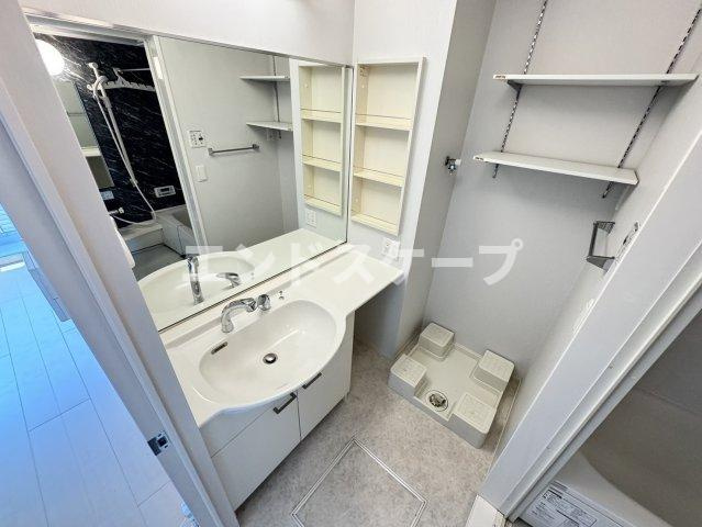 ヴィラリーリエの洗面所|高崎、前橋、伊勢崎エリアのお部屋探しはエンドスケープまで！お客様の理想お聞かせ下さい♪