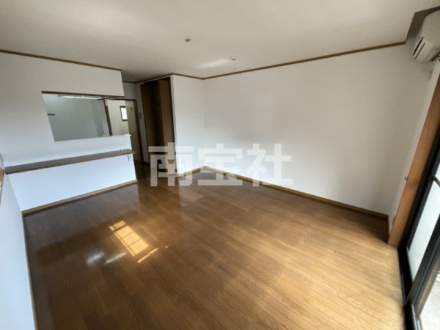 【居間・リビング】