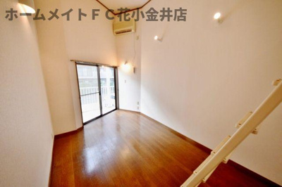 【居間・リビング】 | クレストハイツ