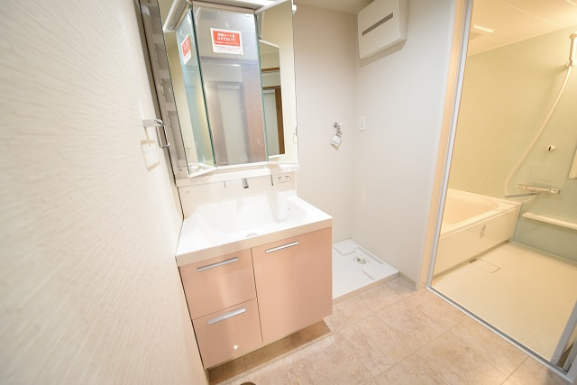 幟立ビルの洗面所