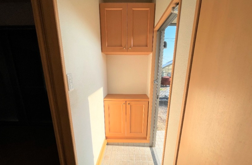 ナーストラヴィ長浜【キャッシュバック対象物件】の玄関|きれいな玄関です