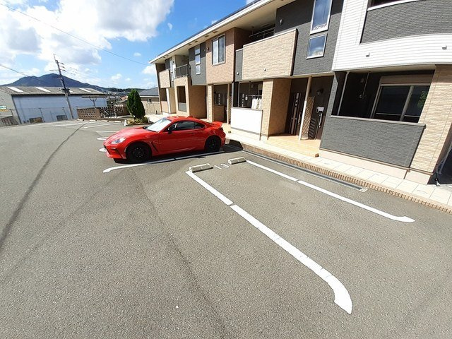 グローヴパークＡの駐車場