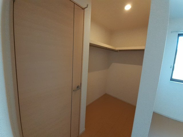 グローヴパークＡの収納